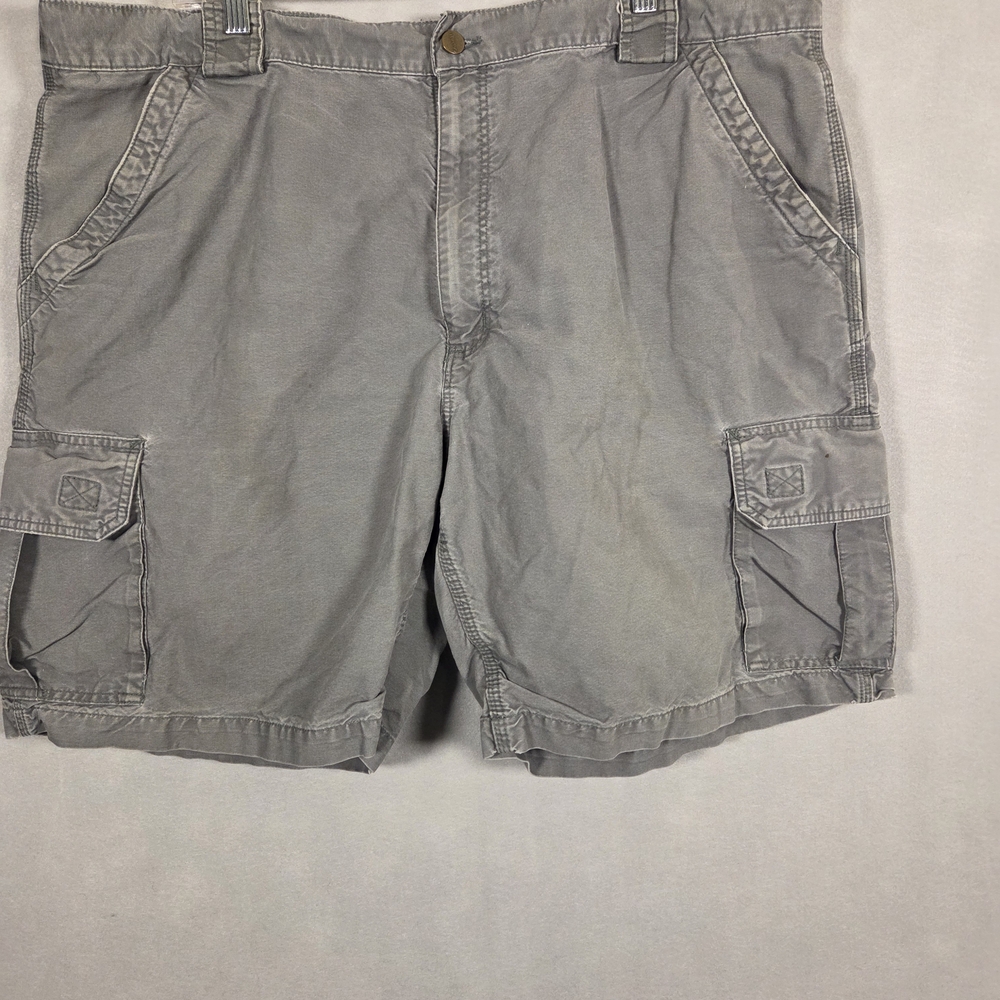 Men's Carhartt shorts. Gray with 38 W. (L363)